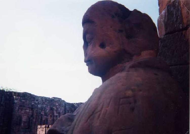 statue a l'air libre