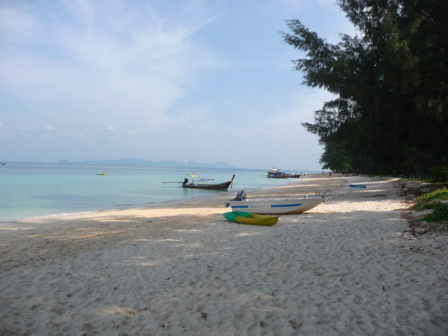 la plage devant le resort
